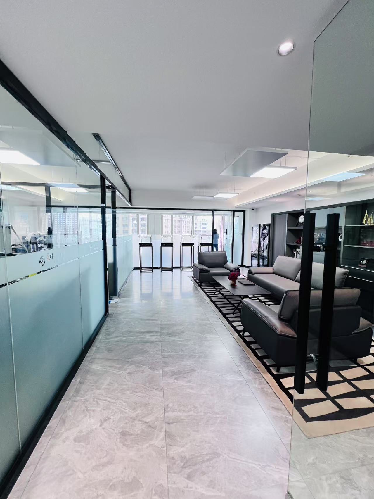 盛时钟表维修哈尔滨客户服务中心