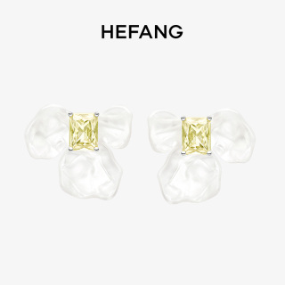 何方珠宝 HEFANG Jewelry 2023花园系列 HFL01500700 白鸢尾方糖耳环