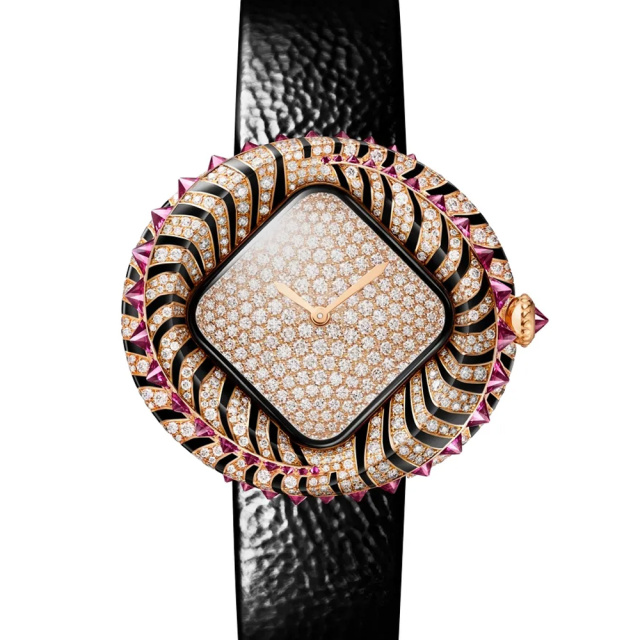 卡地亚 Cartier PANTHERE DE CARTIER腕表系列 HPI01791 石英