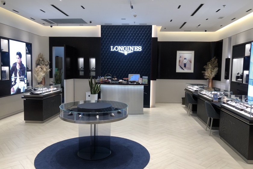 盛时表行苏州吴江万象汇店