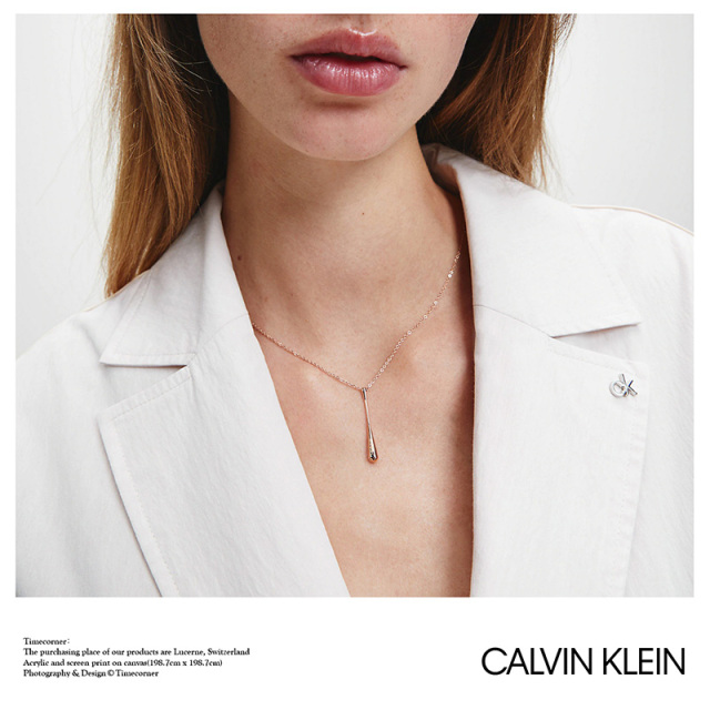 Calvin Kleinck项链女士夏轻奢小众设计感玫瑰金饰品吊坠锁骨链