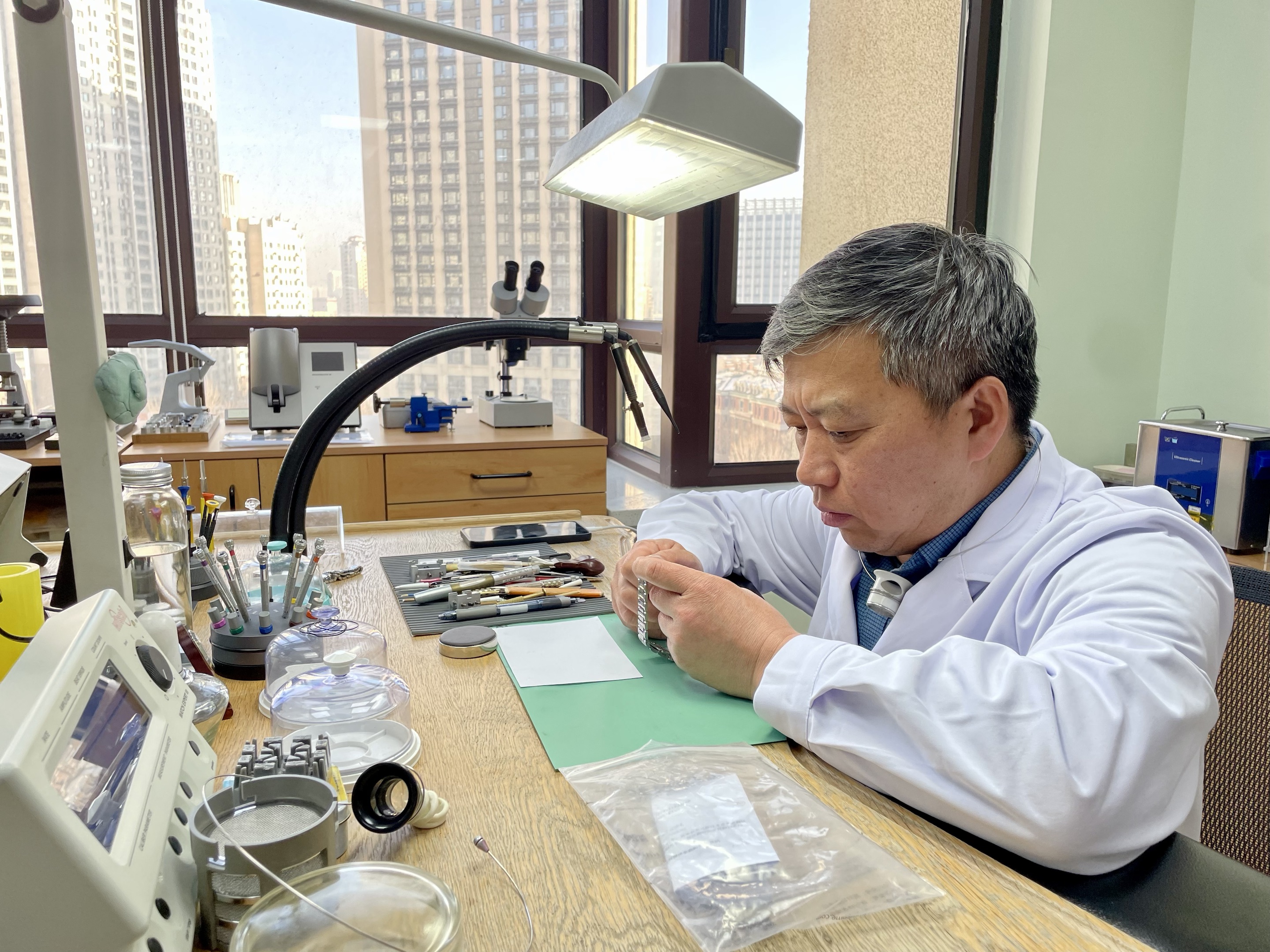 盛时钟表维修哈尔滨客户服务中心