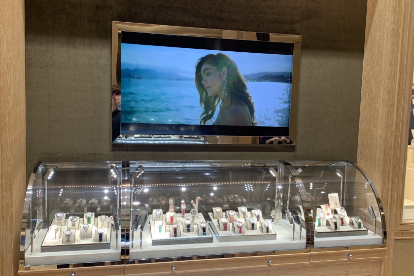 盛时表行郑州丹尼斯大卫店