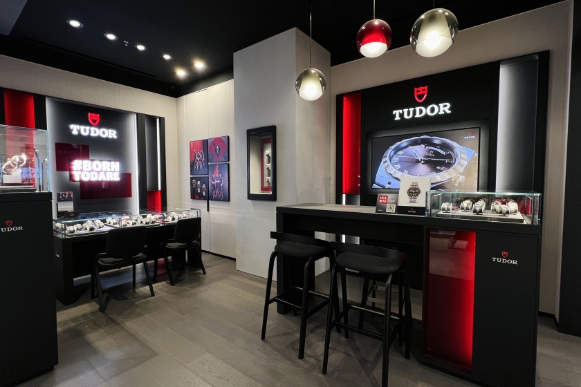 盛时表行乌鲁木齐中山路店