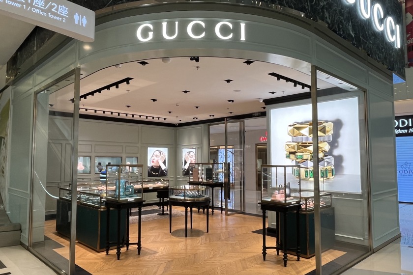 盛时表行北京新东安GUCCI专卖店