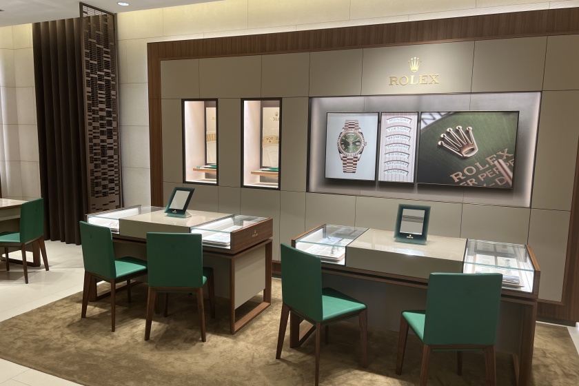 盛时表行南通八佰伴店