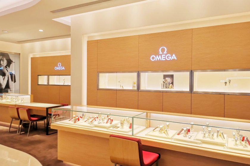 盛时表行南京金鹰世界店