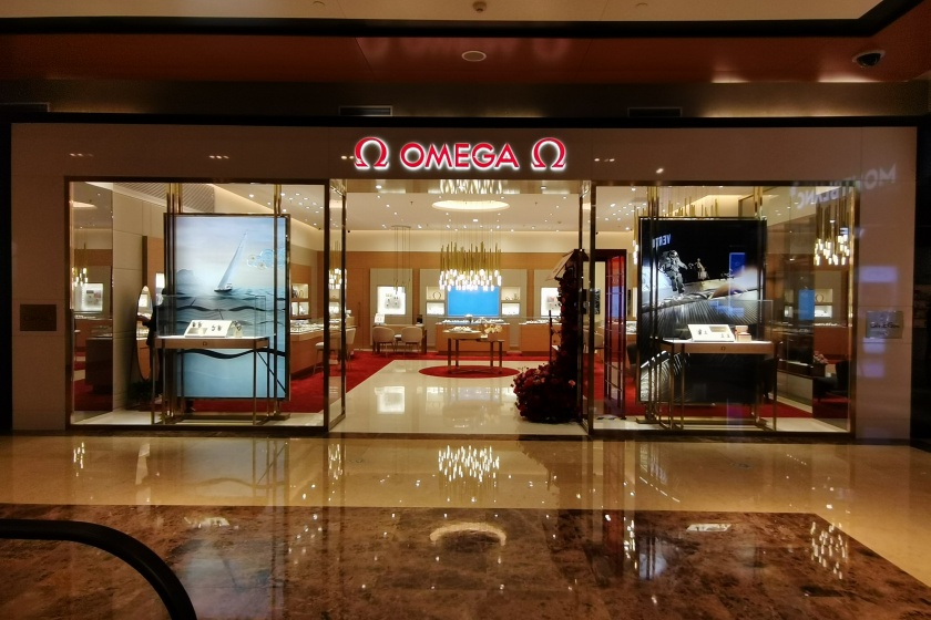 盛时表行苏州久光百货欧米茄专卖店