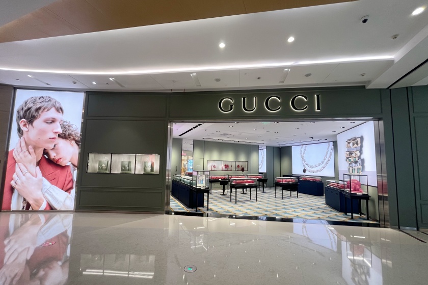盛时表行徐州苏宁GUCCI专卖店